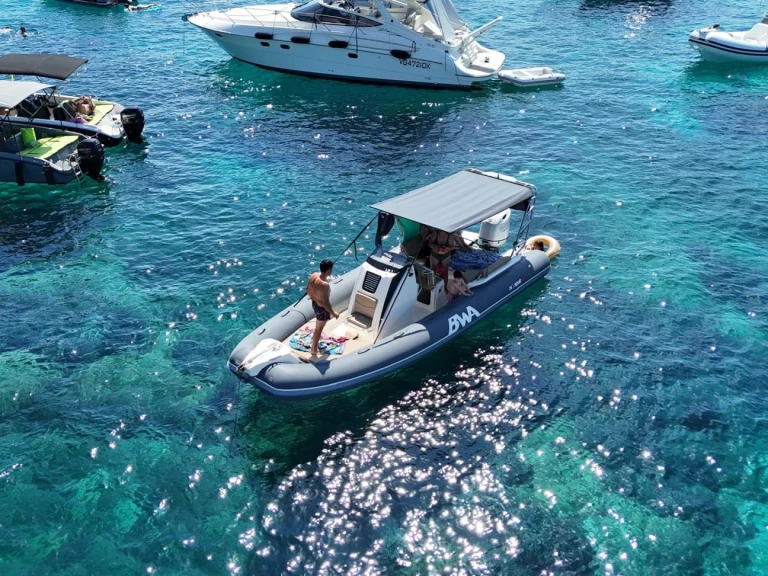 Yacht charter Olbia - Bwa Sport 22 GTO on SamBoat