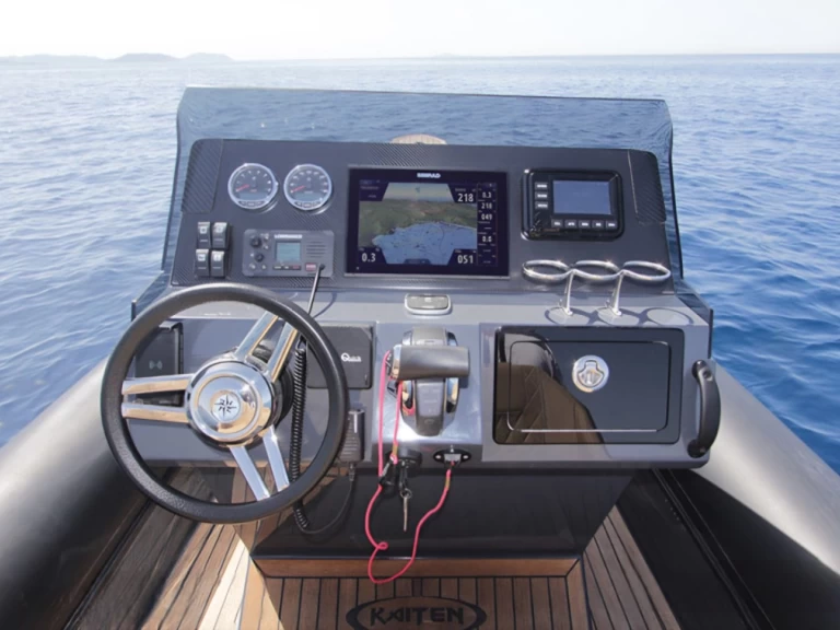 DIVERIB 780 charter bareboat or skippered in  Mykonos (City)