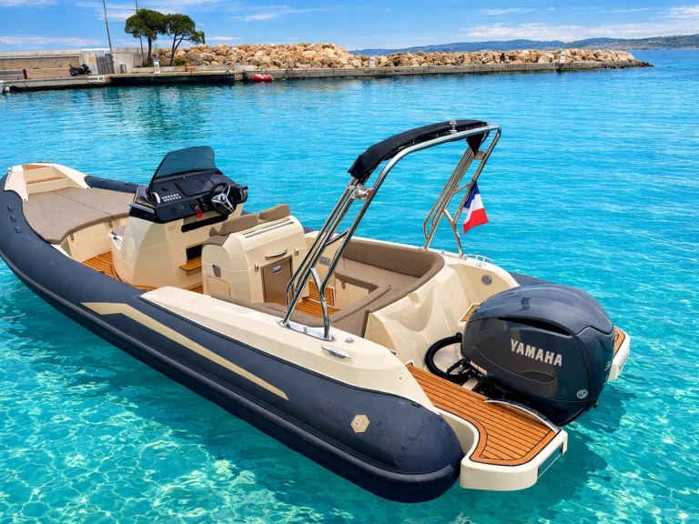 RIB hire in Saint-Laurent-du-Var - Bsc B1