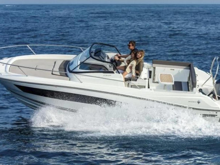 Hire a Bénéteau CAP CAMARAT 7,5 W.A Arzon