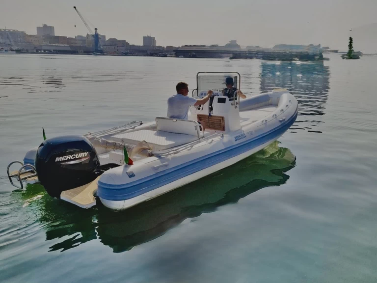 Yacht hire Sorrento cheap Coaster 650