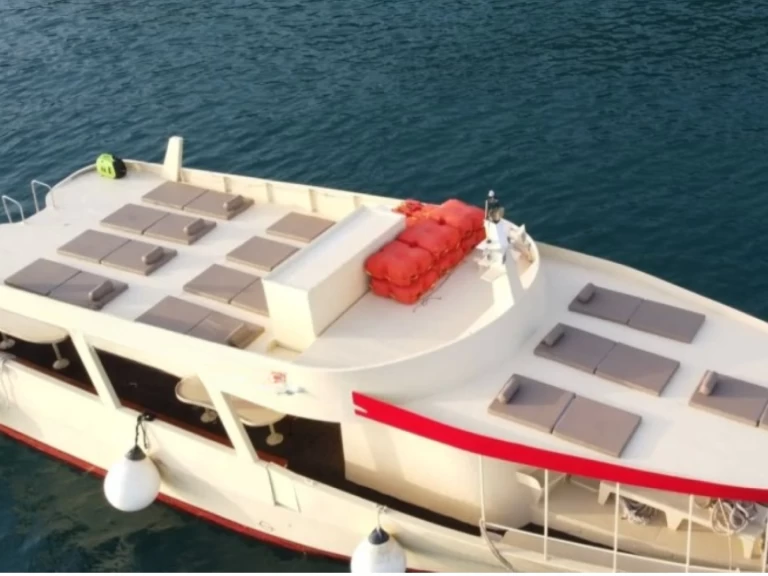 Yacht charter Bar - CORBELLA Selfbuild on SamBoat