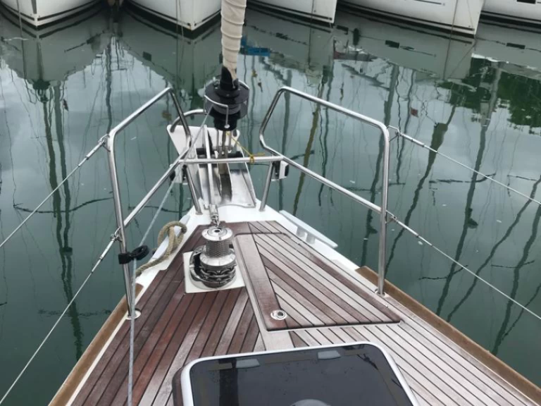 Sailboat hire in Palma de Mallorca - Jeanneau Sun Odyssey 519