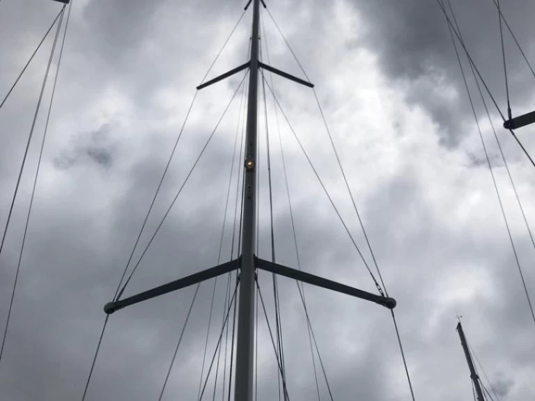 Hire a Jeanneau Sun Odyssey 419 Palma de Mallorca