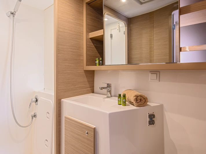 Hire Catamaran with or without skipper Lagoon Trogir