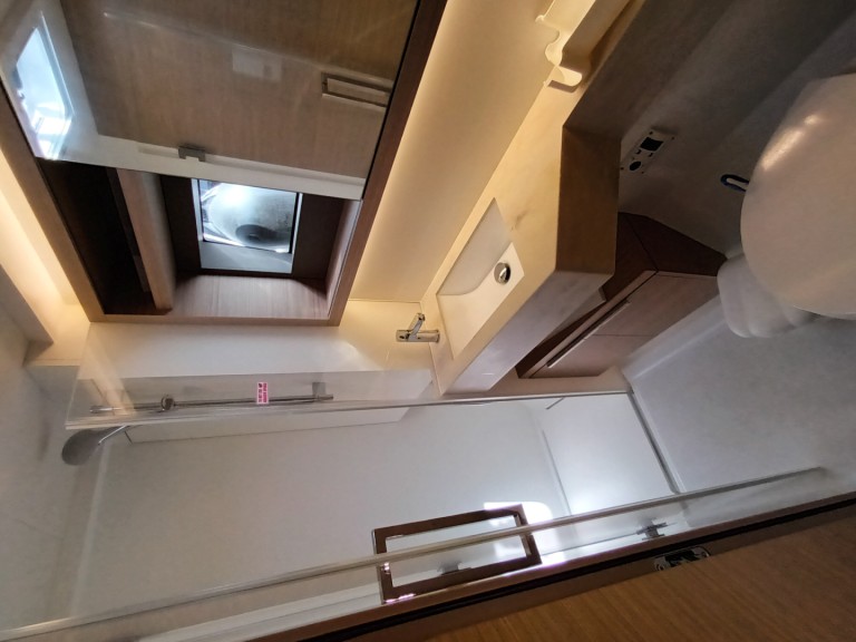 Hire Catamaran with or without skipper Lagoon Alimos