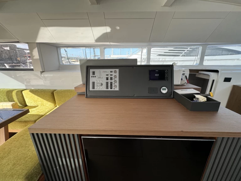 Yacht charter Zadar -  Delta F40-XT on SamBoat