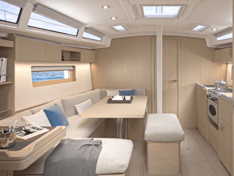 Charter a Bénéteau Oceanis 37.1 in Fiskárdo on Samboat