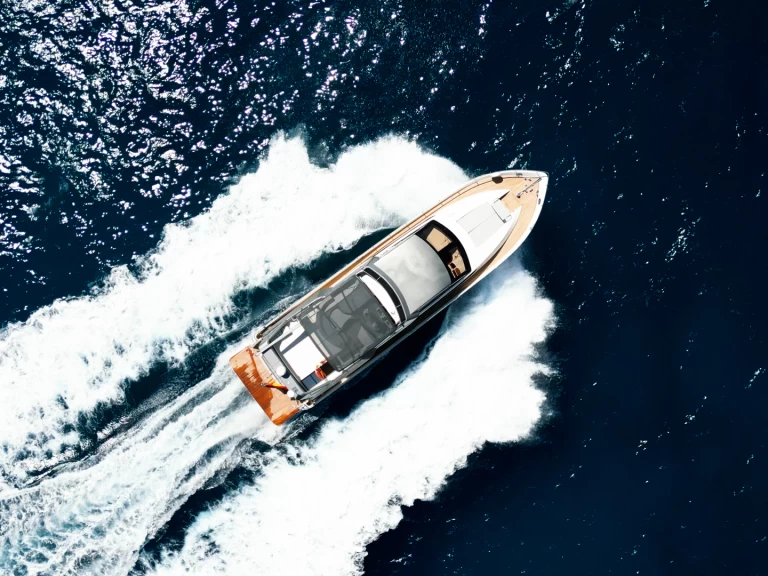 Hire Luxury Yacht with or without skipper Monte Fino Castellammare di Stabia