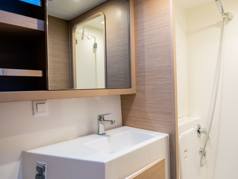 Yacht hire Tivat cheap Lagoon 42