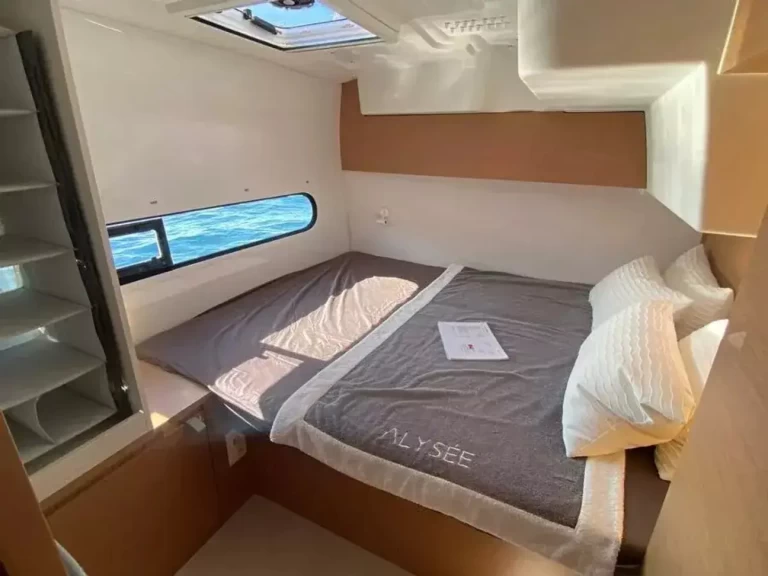 Catamaran to hire Porto Rotondo at the best price