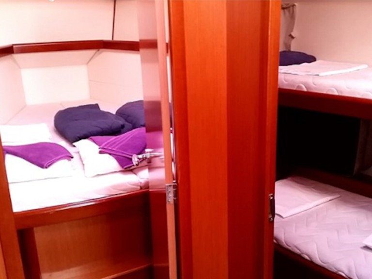 Sailboat hire in Pisticci - Bénéteau Oceanis 46