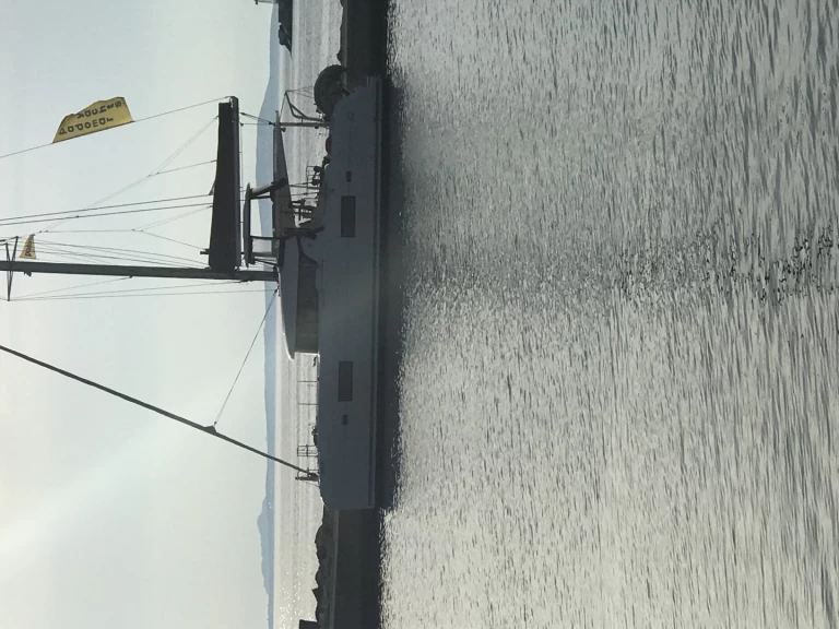 Hire Catamaran with or without skipper Lagoon Lefkáda