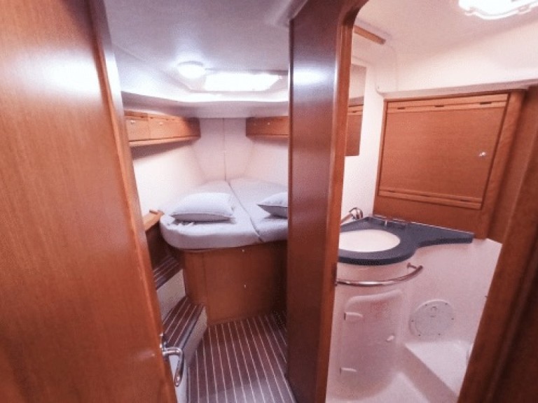 Yacht hire Volos cheap Cruiser 40