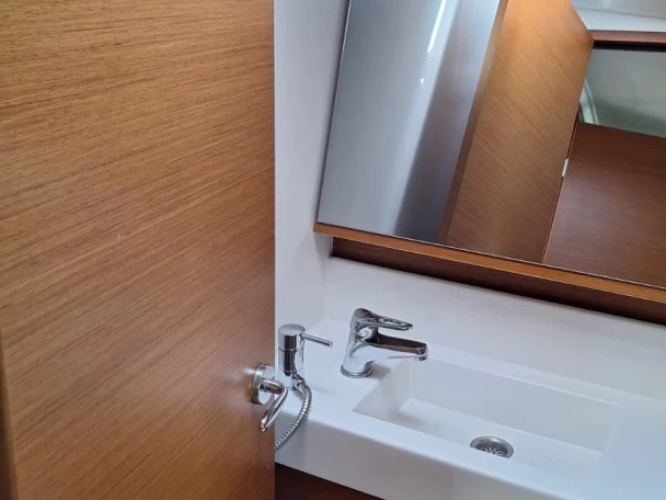 Sailboat to hire Pálairos at the best price