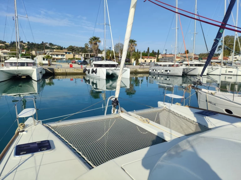 Catamaran to hire Empuriabrava at the best price