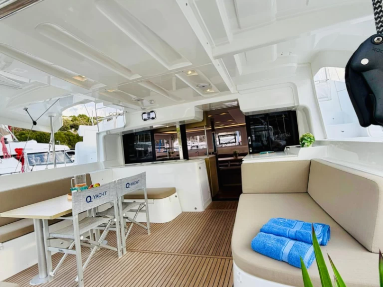 Catamaran hire in Primošten - Lagoon Lagoon 46