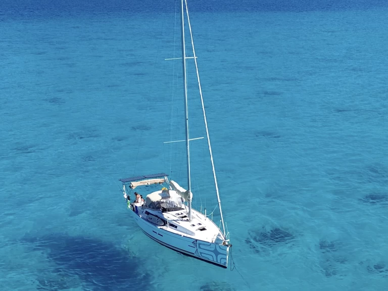 Yacht hire Uturoa cheap Dufour 405 Grand Large