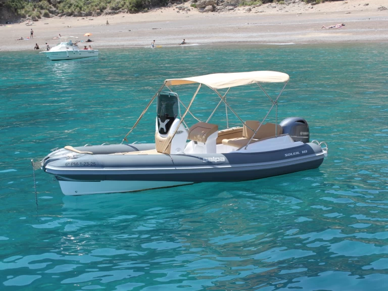 RIB hire in Can Picafort - Salpa Salpa Soleil 18