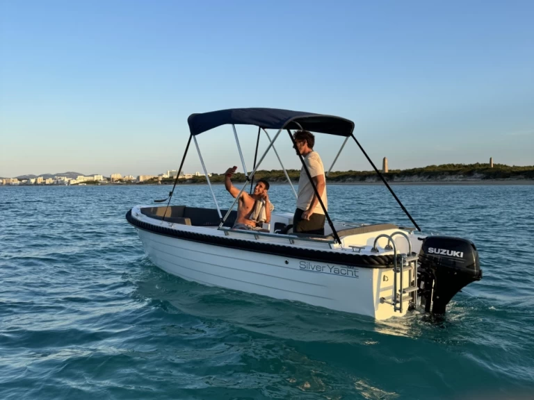 Hire Motorboat with or without skipper Silver Can Picafort