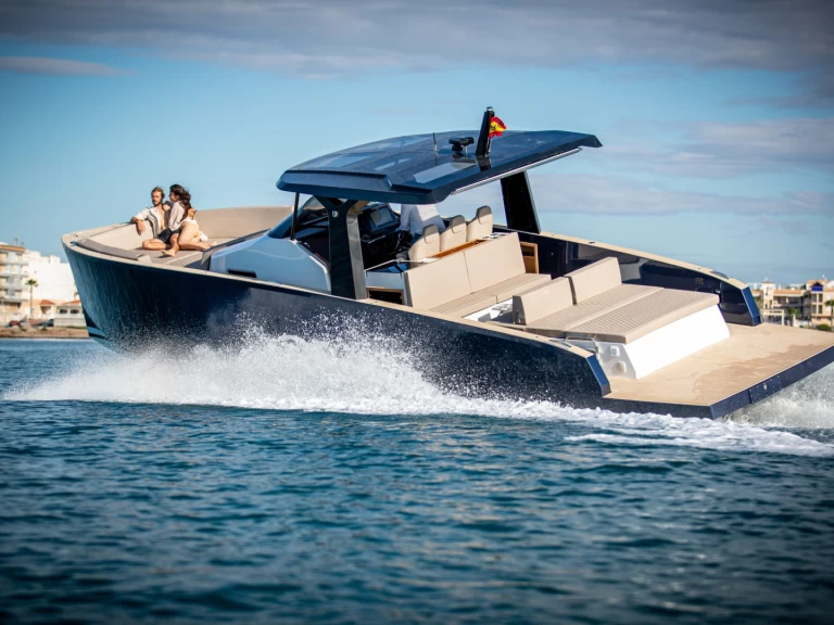 Hire a Tesoro Yachts T40 Cavalaire-sur-Mer