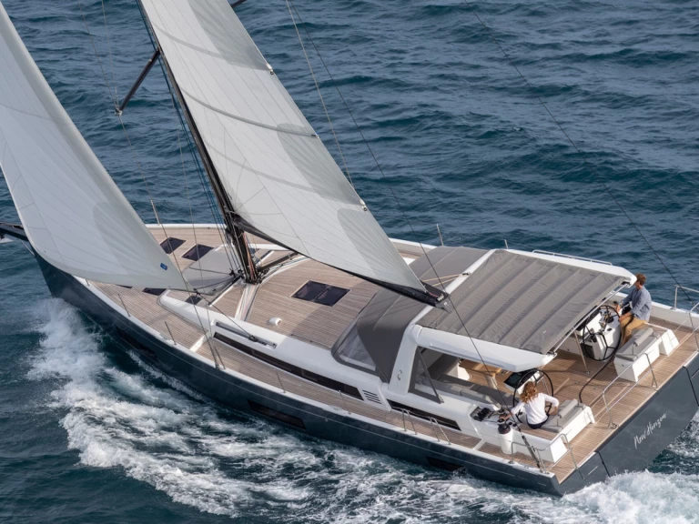 Yacht hire Port Cogolin cheap Oceanis 60