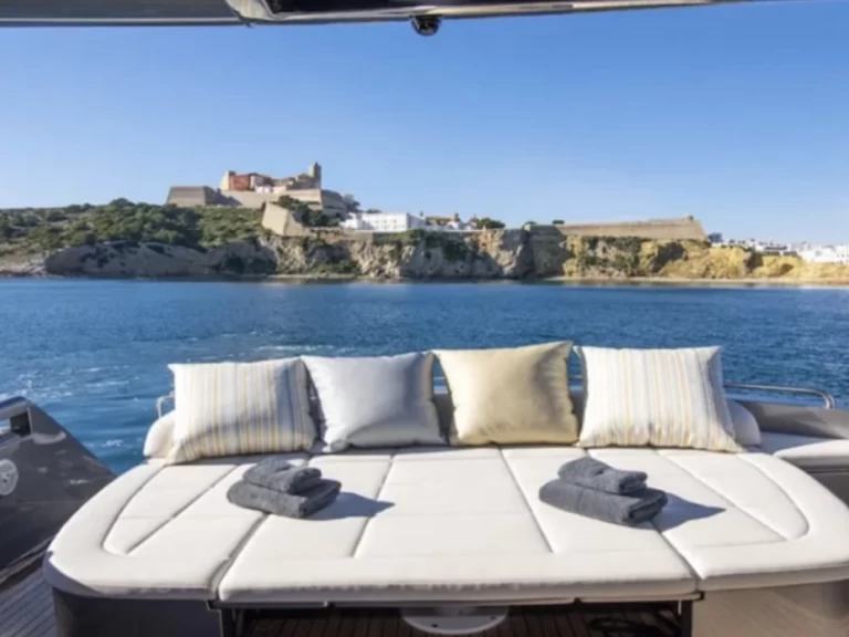 Hire a Pershing Pershing 62 Ibiza Town