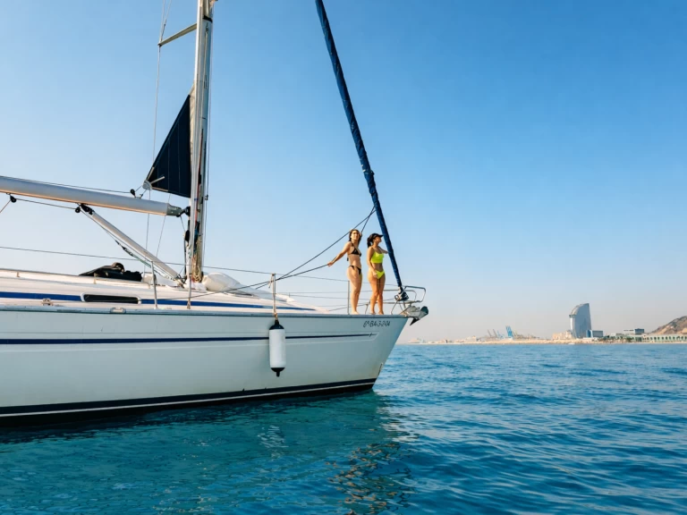 Sailboat to hire Barcelona at the best price