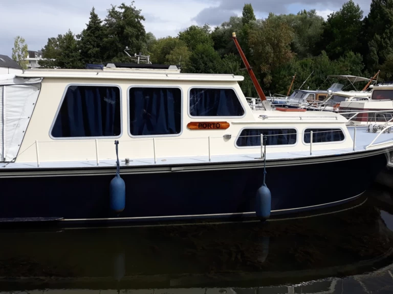 Yacht hire Nort-sur-Erdre cheap 950