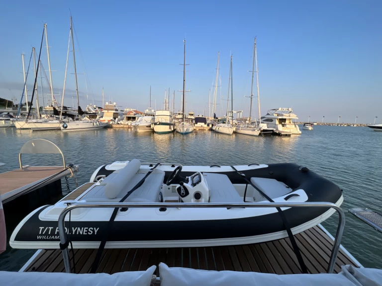 Catamaran hire in Ajaccio - Fountaine Pajot Saba 50