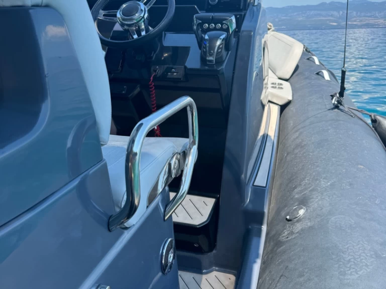 Zodiac Medline 9 charter bareboat or skippered in  Opatija