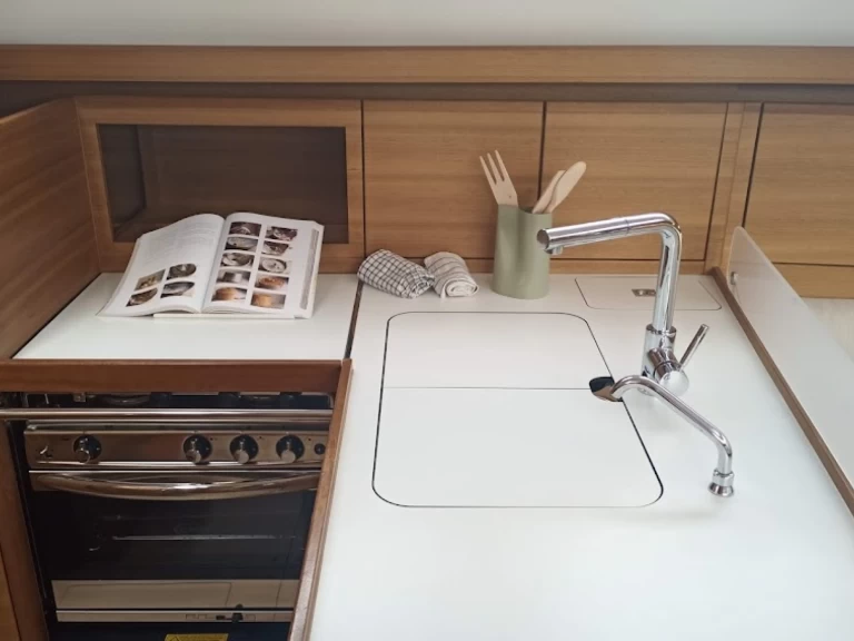 Hire Sailboat with or without skipper Elan Ibiza Town