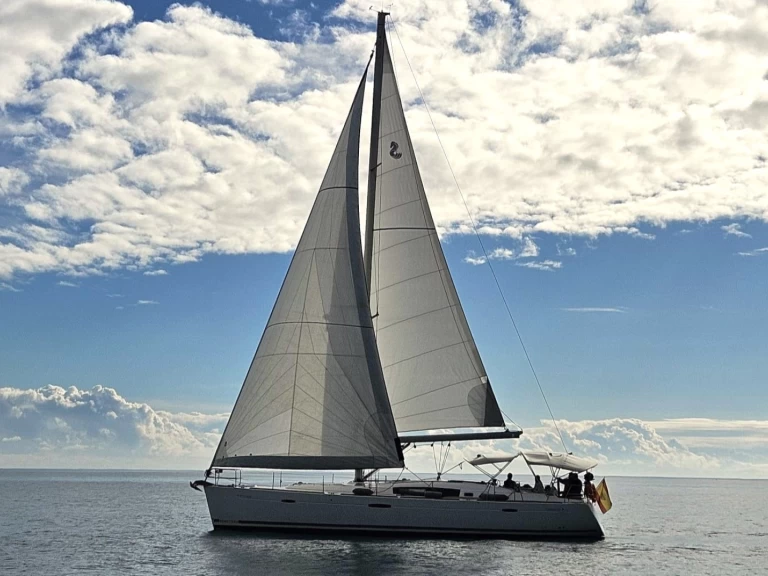 Sailboat to hire Santa Pola at the best price