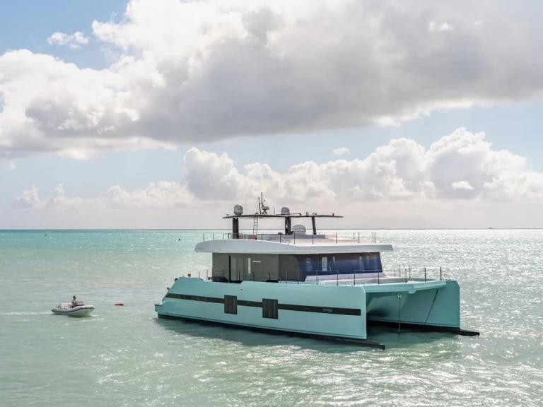 Hire Catamaran with or without skipper Sunreef Miami