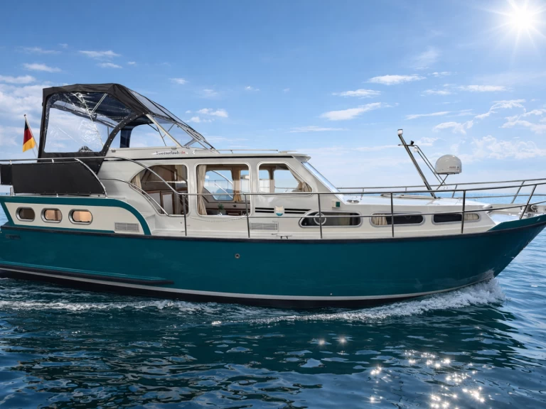 Hire Canal boat with or without skipper Pedro Waren (Müritz)