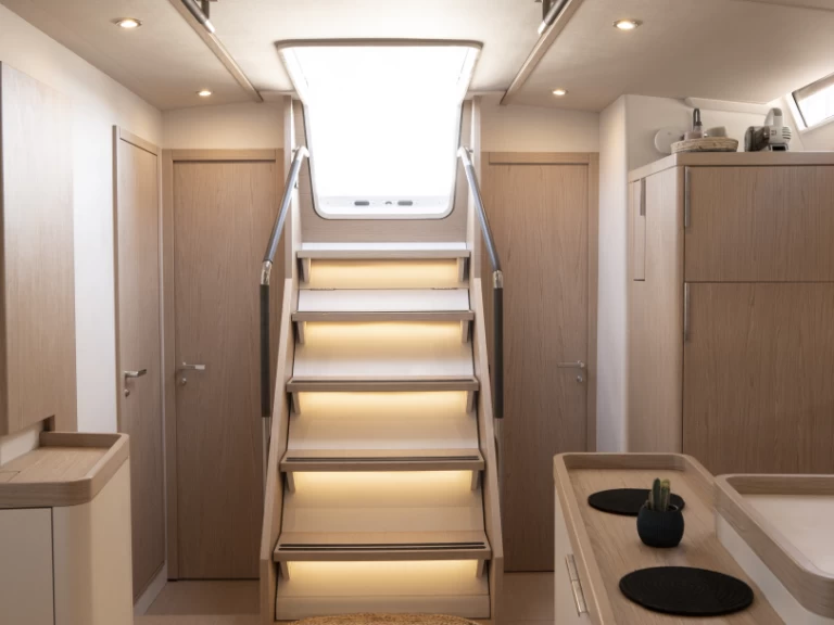 Hire Sailboat Bénéteau with a boat licence