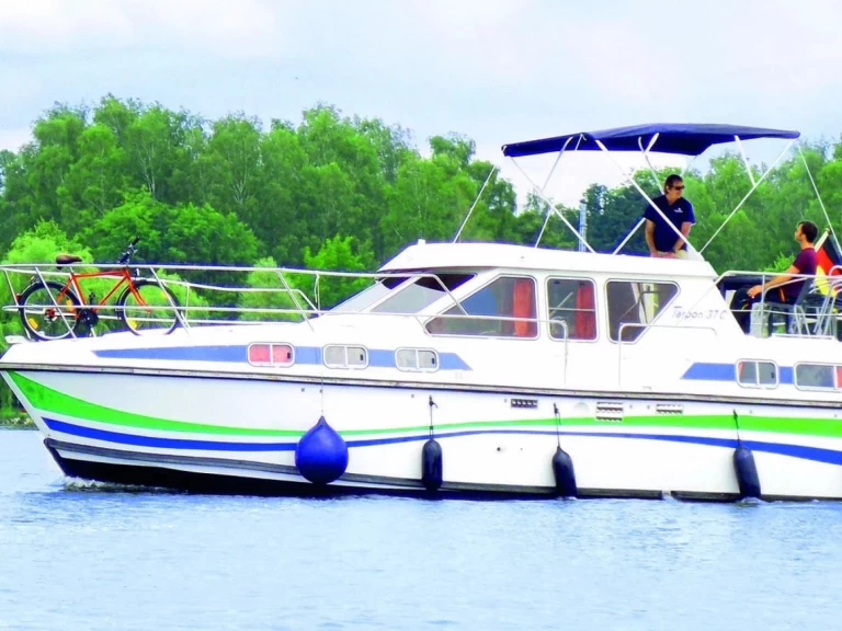 Hire a  Tarpon 37 N Lübz