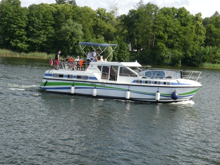 Hire a  Tarpon 42 N Lübz