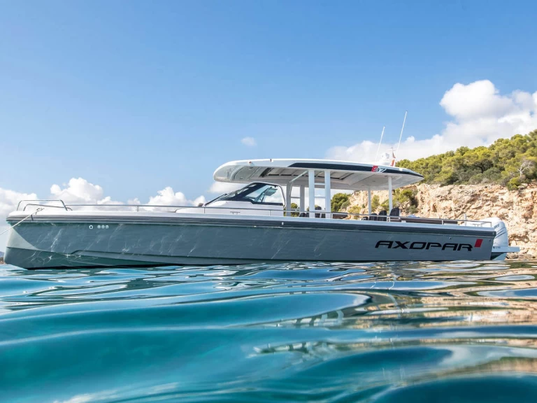 Yacht hire Chaniá cheap Axopar 37 Sun-Top