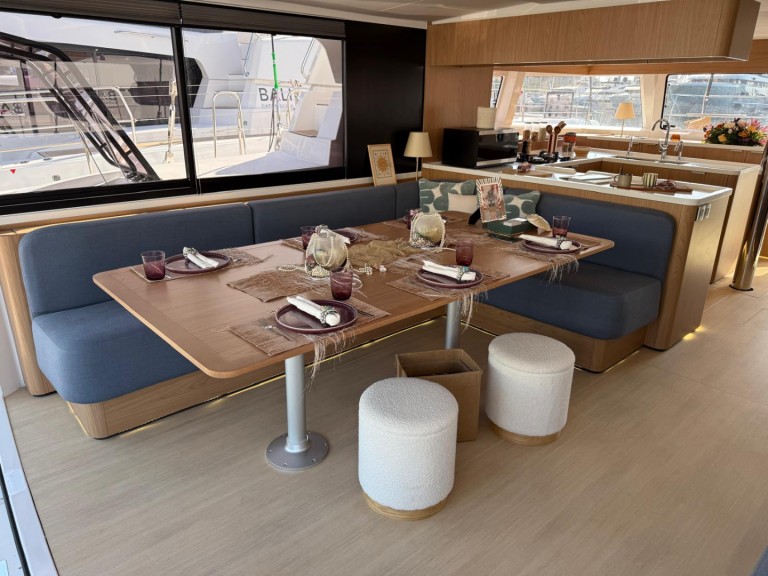 Charter a Bali Bali 5.2 6-cab in Salerno on Samboat