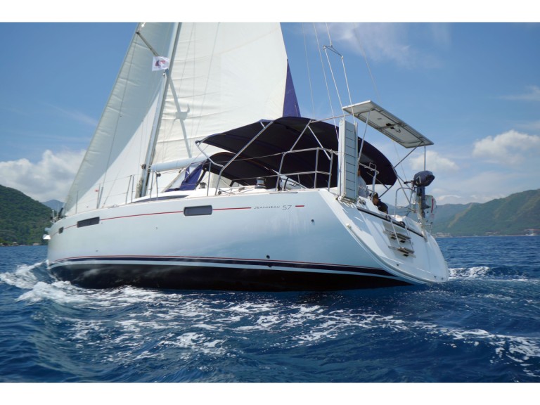 Hire Sailboat with or without skipper Jeanneau Rhodes (City)