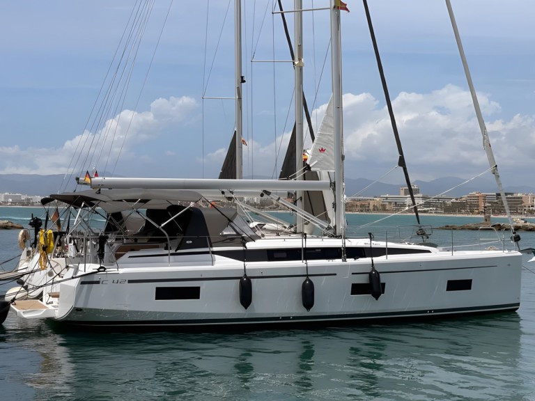 Yacht charter Palma de Mallorca - Bavaria Bavaria C42 on SamBoat