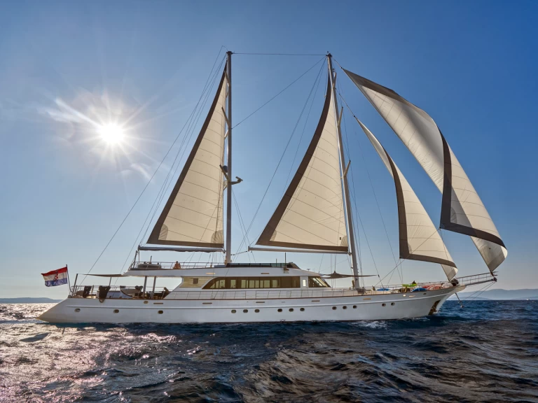 Hire a  Luxury motor sailer Split