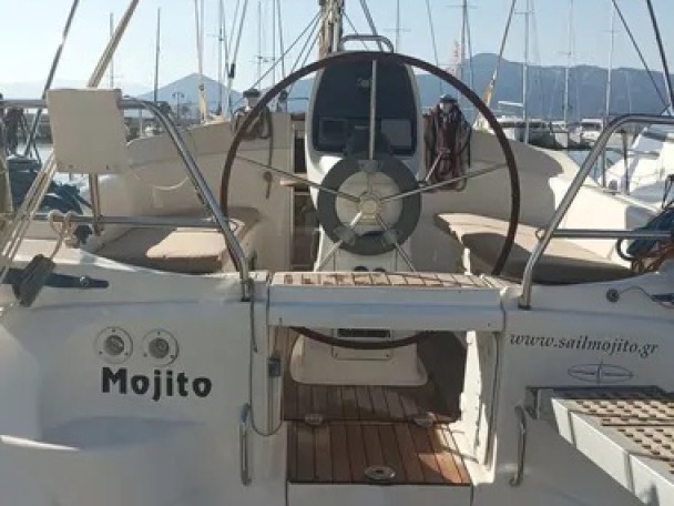 Hire Sailboat Bavaria with a boat licence