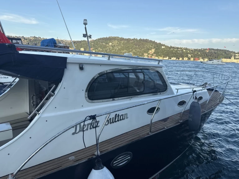 Hire Motorboat with or without skipper  İstanbul