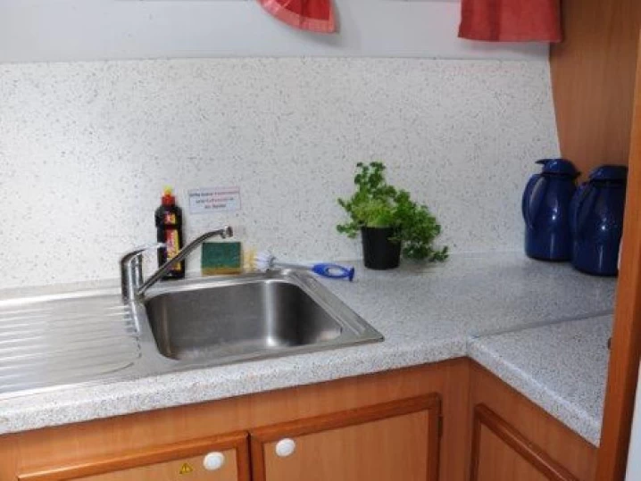 Charter a  Tarpon 42 N in Lübz on Samboat