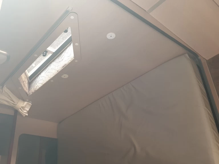 Motorboat to hire Lübz at the best price