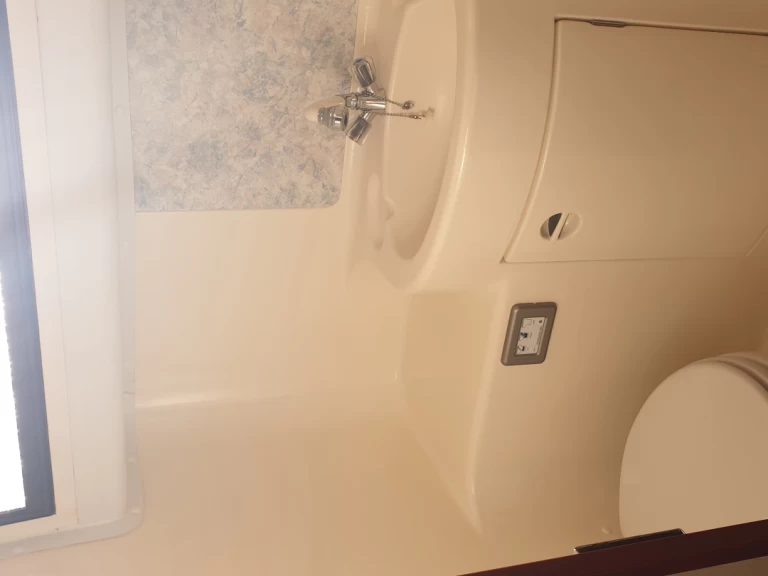 Hire a Nicols Yacht Nicols Sedan 1160 Lübz