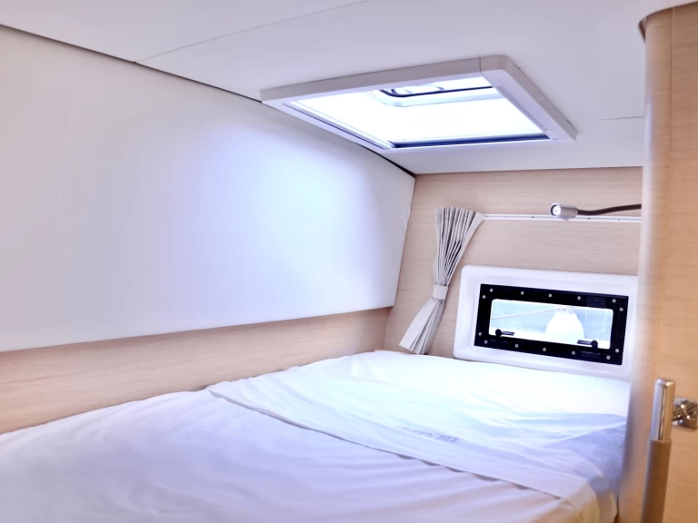 Yacht charter Olbia - Lagoon Lagoon 560 on SamBoat