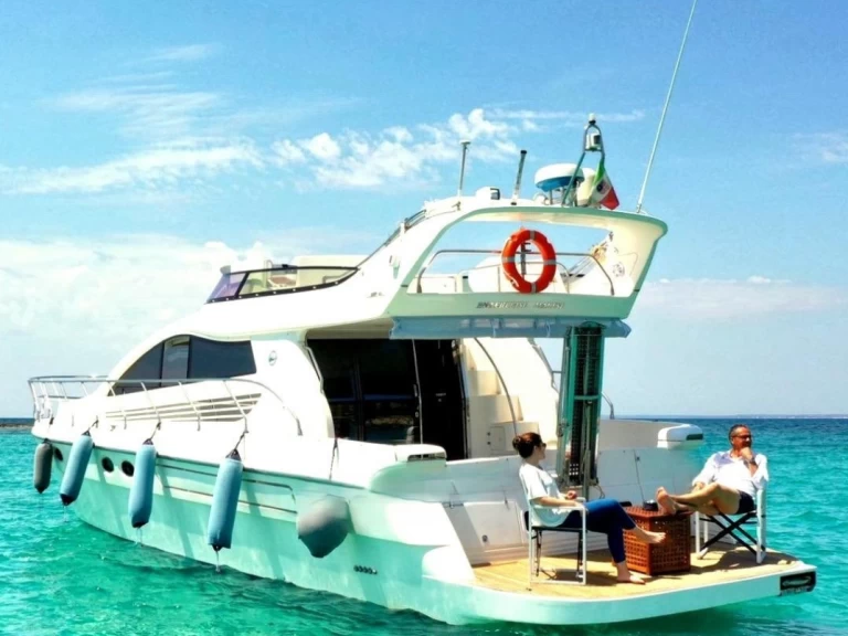 Motorboat hire in Porto Cesareo - Enterprise Marine 46 FLY BRIDGE
